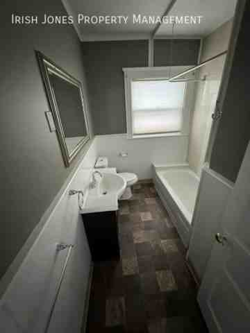 189 Genesee St #2 - Photo 3 of 6