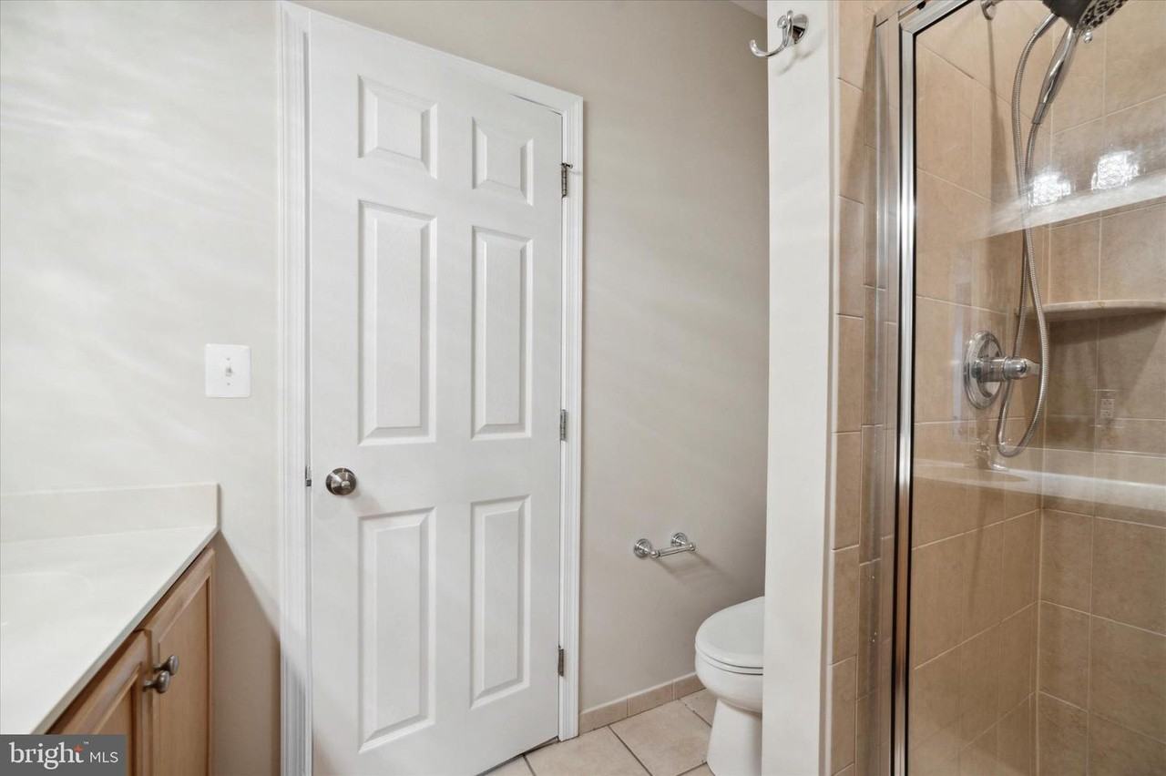 3146 W Master St #3146 - Photo 2 of 20