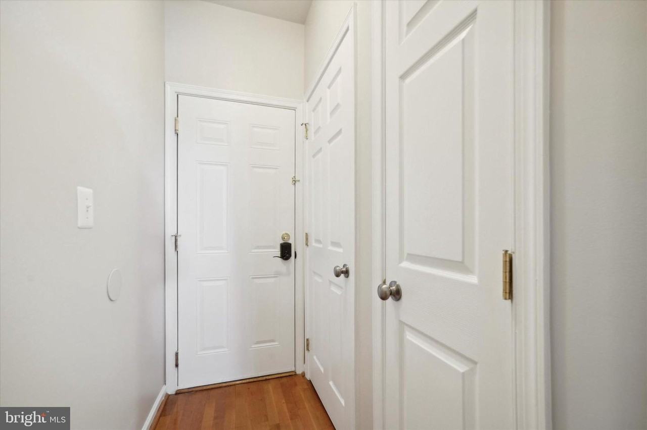 3146 W Master St #3146 - Photo 7 of 20