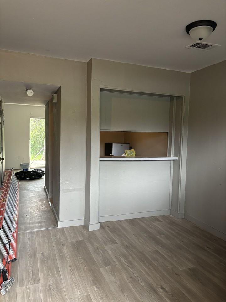 905 28th Ave #1 - Photo 4 of 10