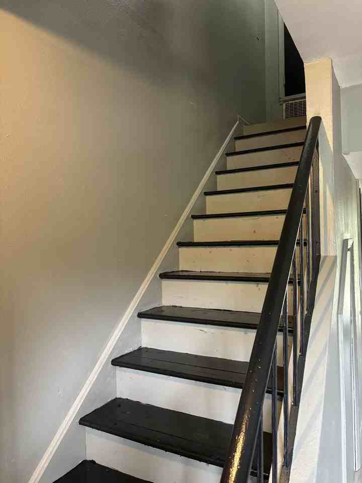 905 28th Ave #1 - Photo 5 of 10