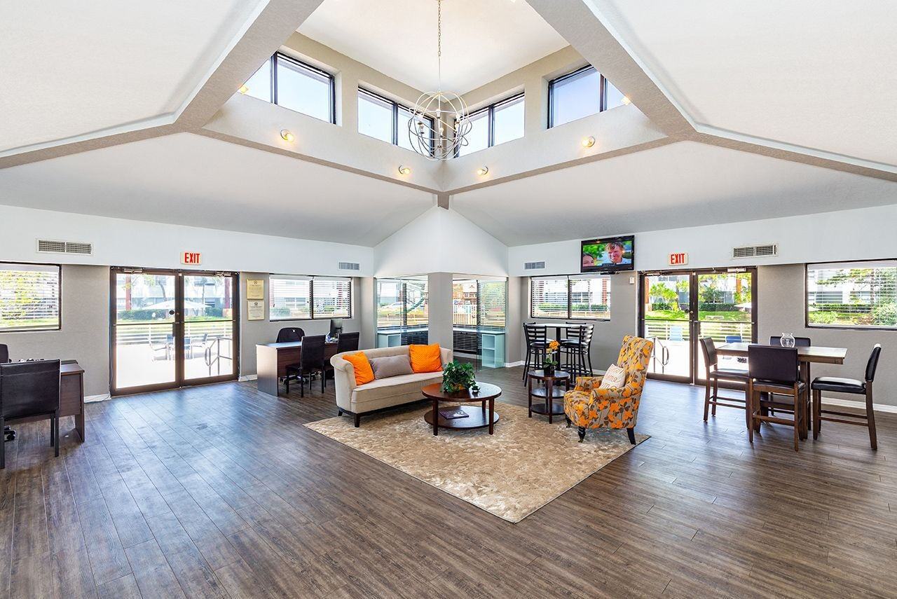 Palms at Sand Lake - Photo 4 of 9