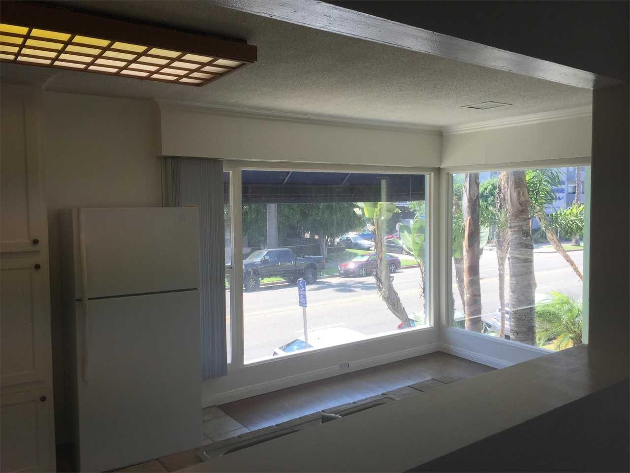 1235 - Photo 4 of 21