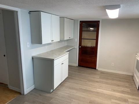 1674 Houston Avenue - Photo 4 of 11