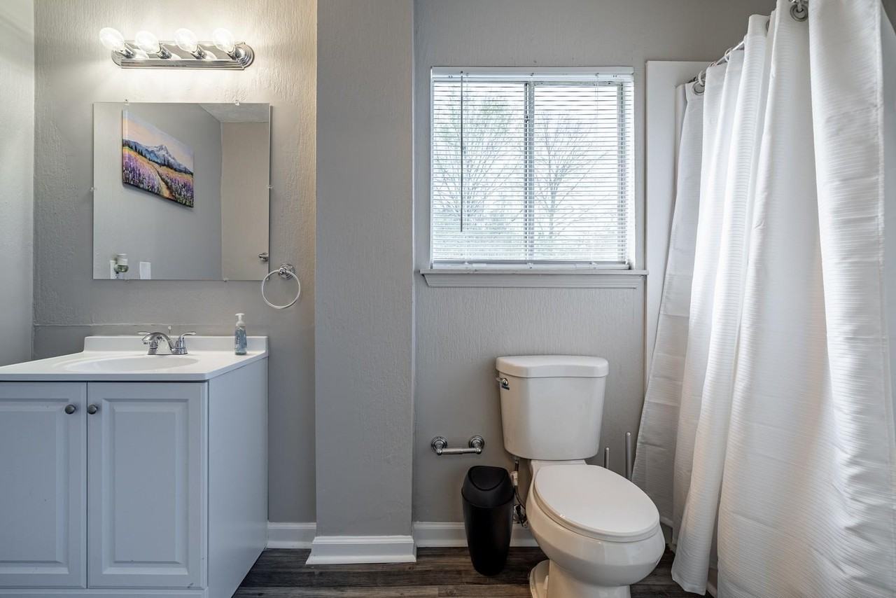 Stanford Dr - Photo 5 of 15