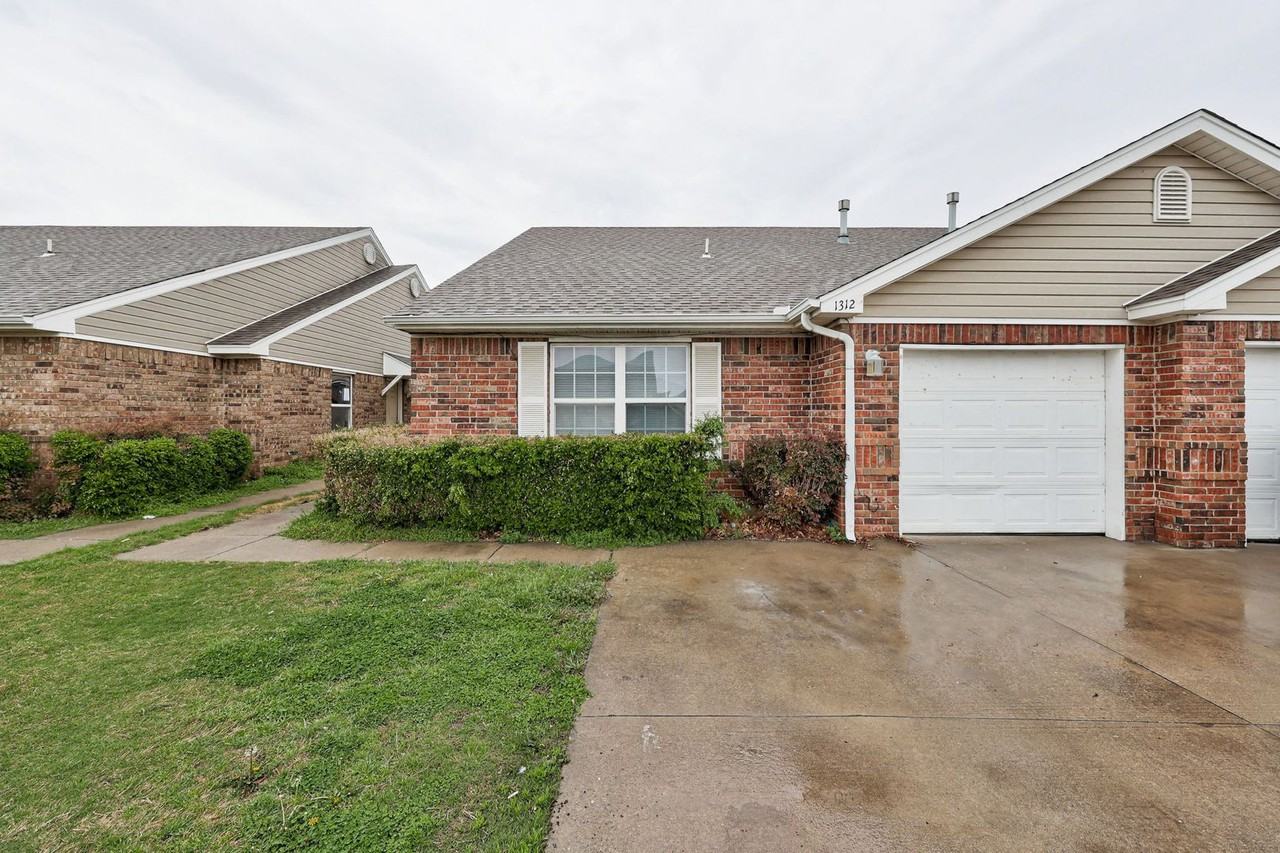 1310 1310 Commerce Dr - 1312 Commerce Dr - Photo 2 of 38