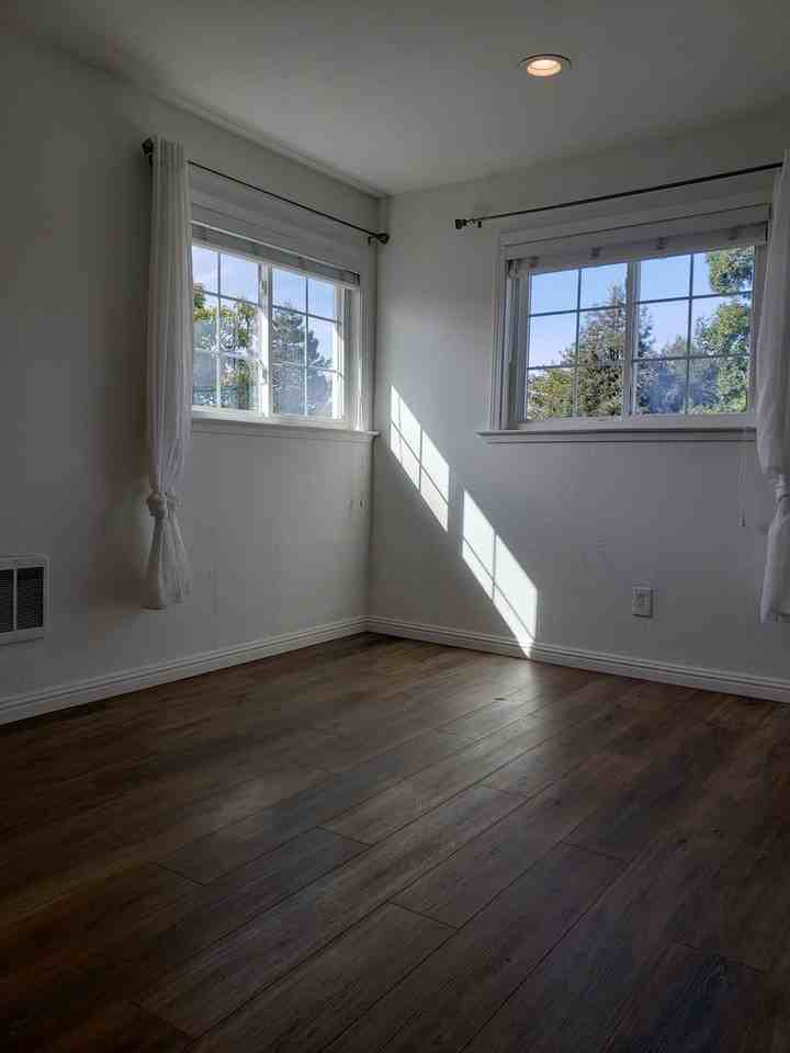 1350 45th Avenue - Photo 3 of 11