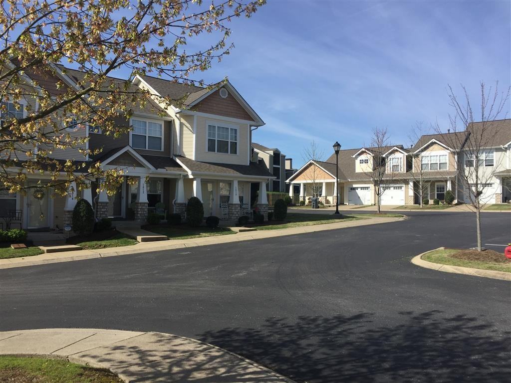 1803 Lincoya Bay Dr - Photo 2 of 12