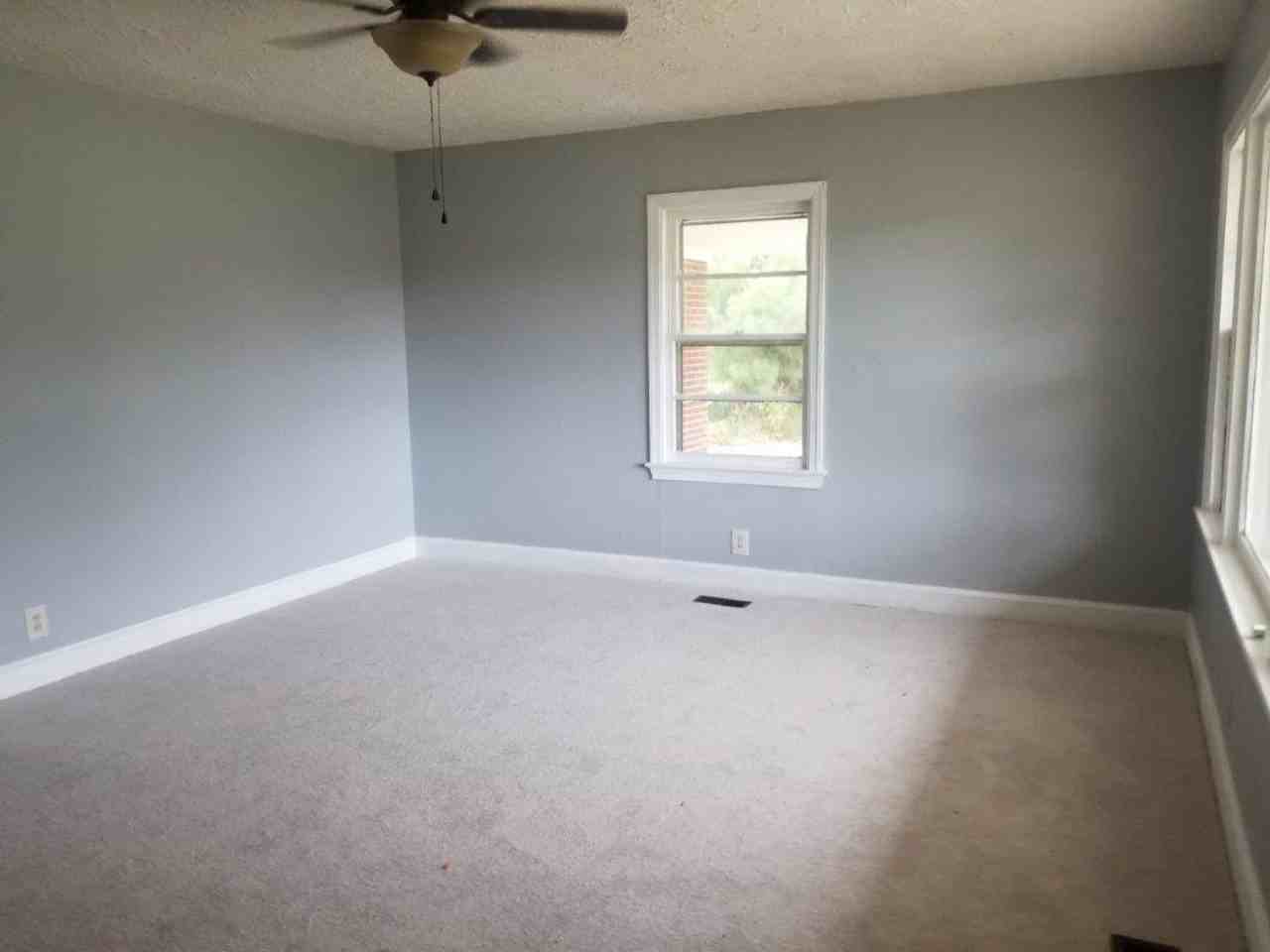 112 Bartlett Ave - Photo 2 of 10