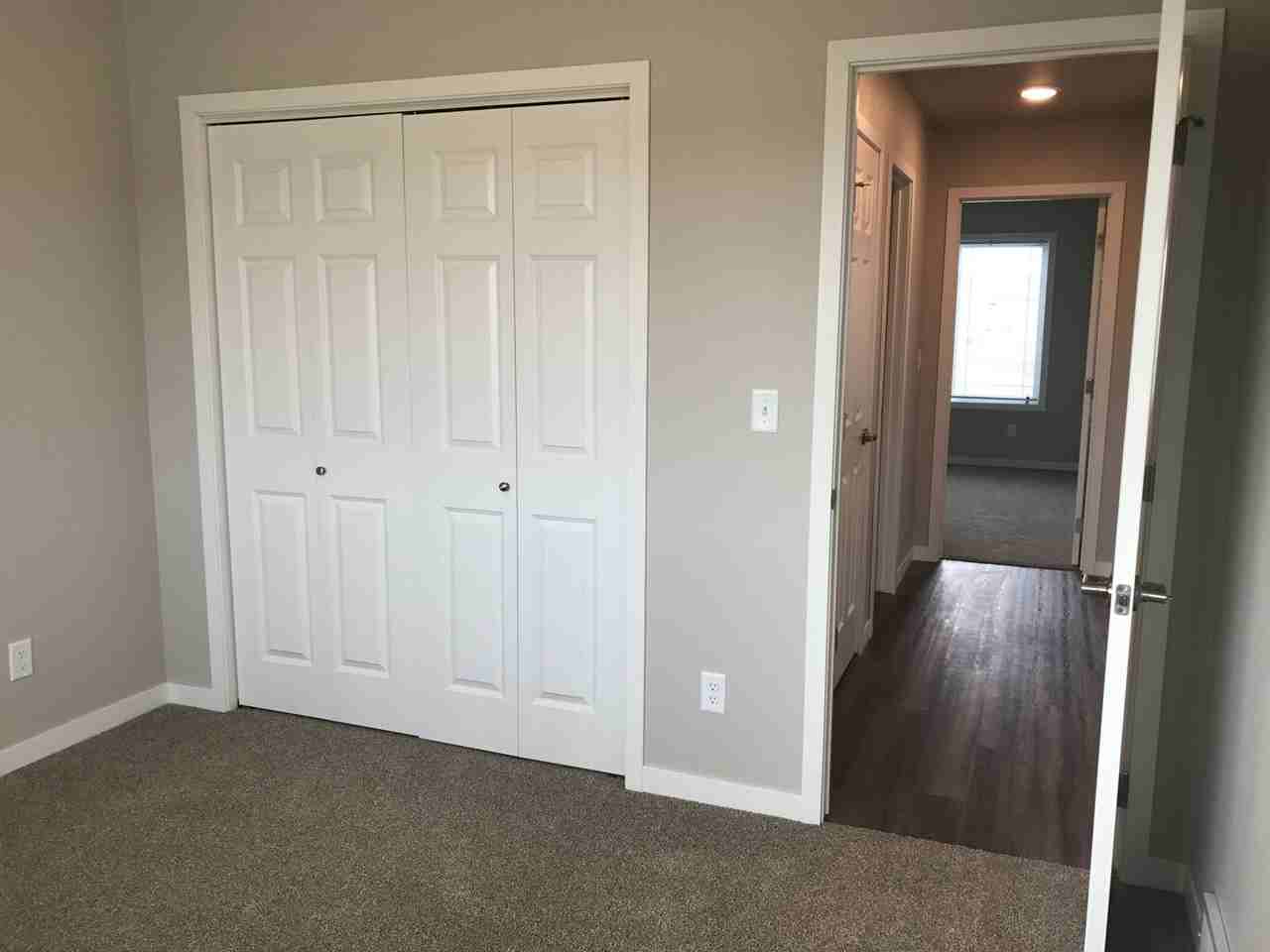 1496 75th Ave S - Photo 5 of 11