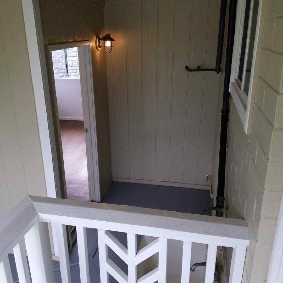361D Olomana St - Photo 3 of 16