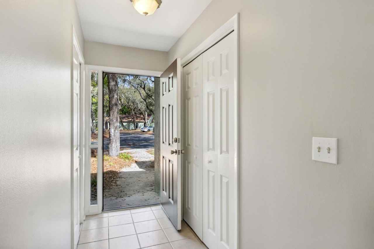 1786 Mariners Walk - Photo 4 of 50