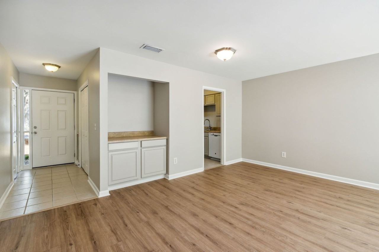 1786 Mariners Walk - Photo 6 of 50