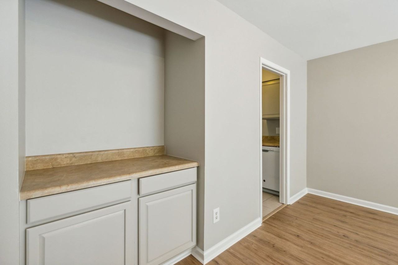 1786 Mariners Walk - Photo 7 of 50