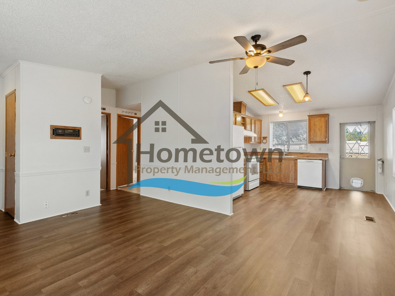 5549 E Grove Ave - Photo 6 of 25