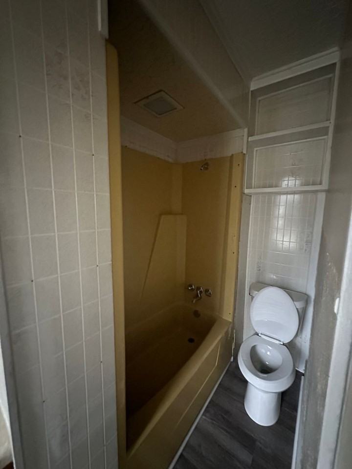 202 Westwood Ave - Photo 5 of 11