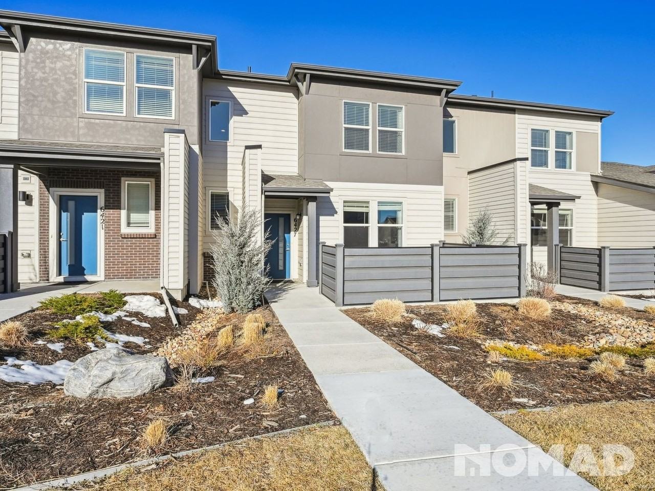 6427 N Ceylon St - Photo 2 of 30