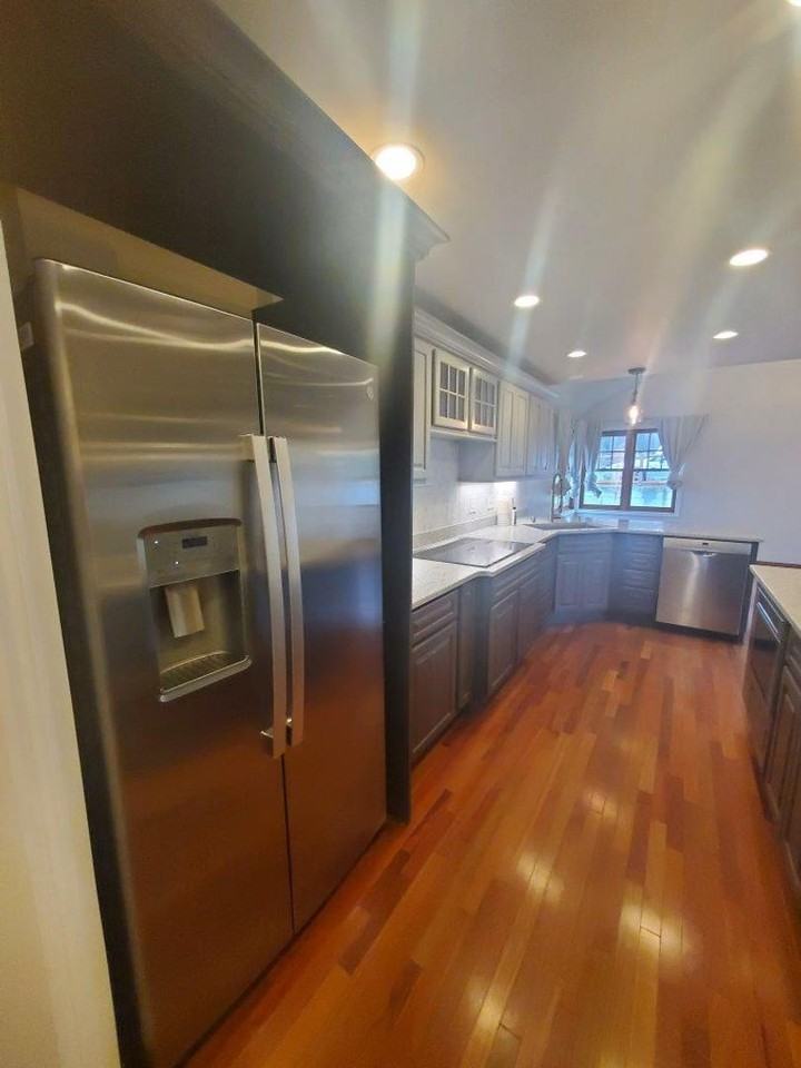 5440 34th Ave Sw - Photo 7 of 33