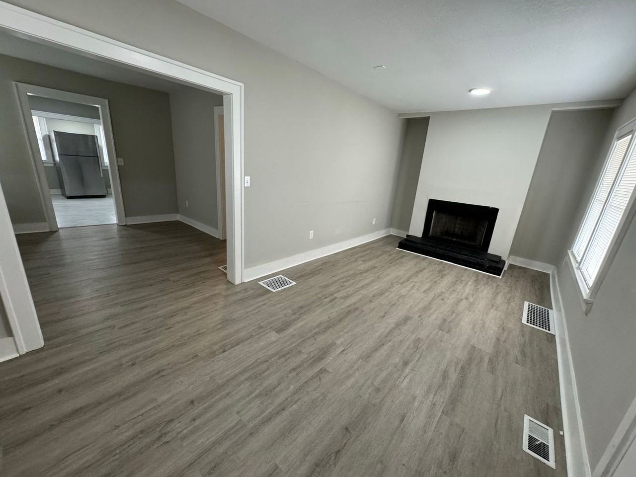 4509 Benton Blvd - Photo 2 of 12