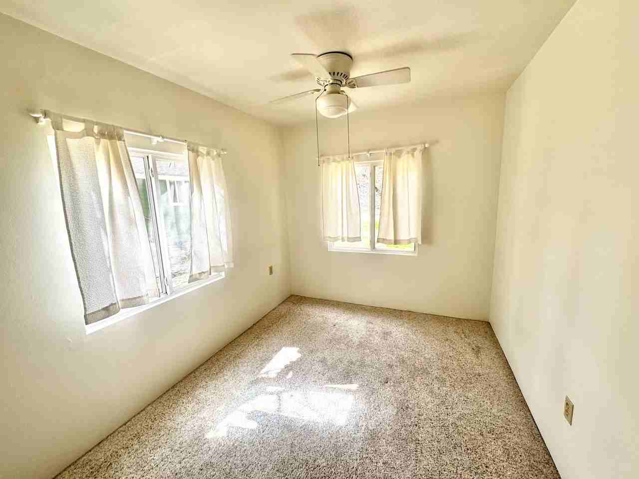 10832 Creek Rd #A - Photo 3 of 11