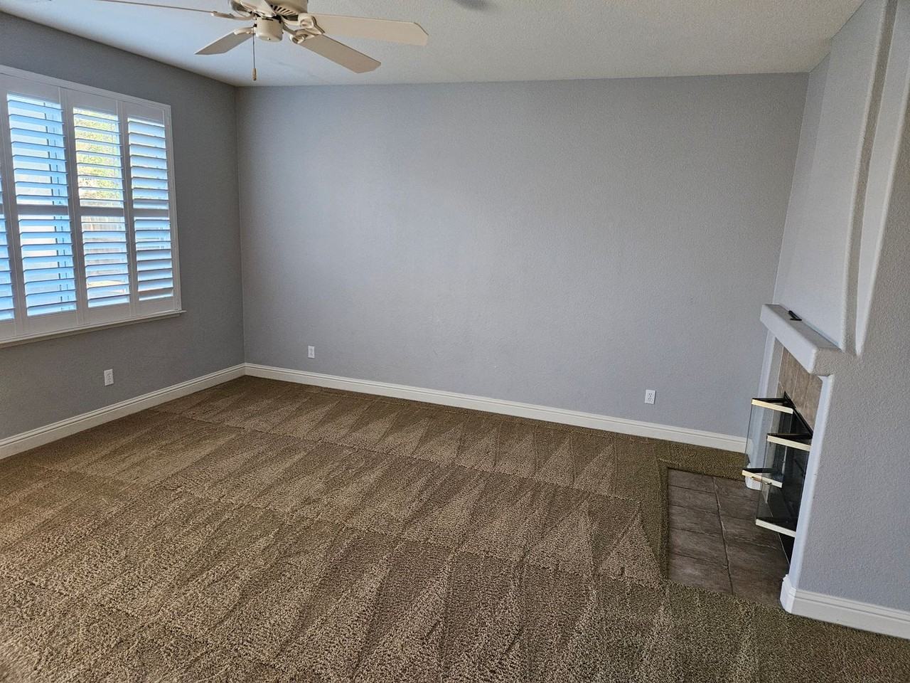 2025 Forest Glen Ct - Photo 3 of 34