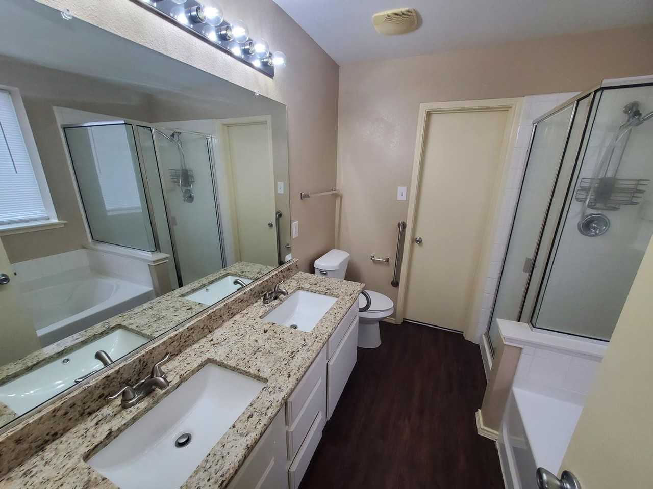 1343 Marvin Gdns - Photo 2 of 16