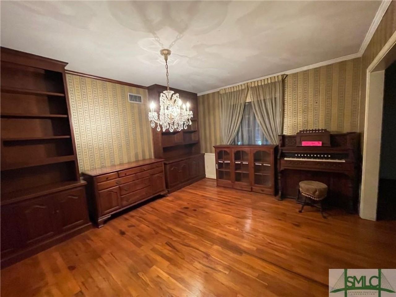 5525 Waters Dr - Photo 7 of 22