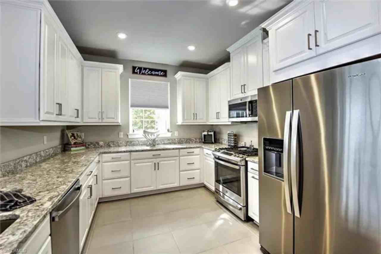 15158 Tolmino St - Photo 2 of 12