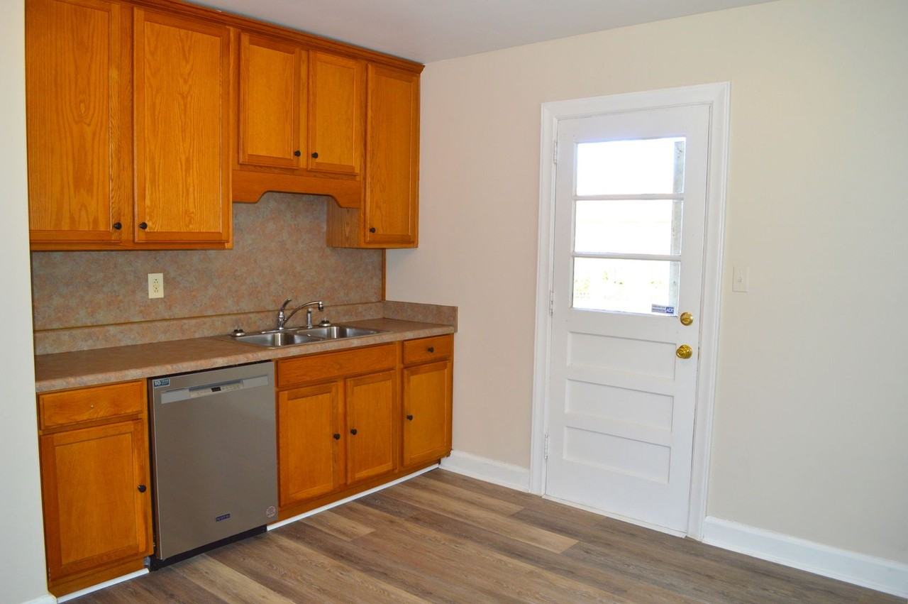 724 Maupin Ave - Photo 3 of 22