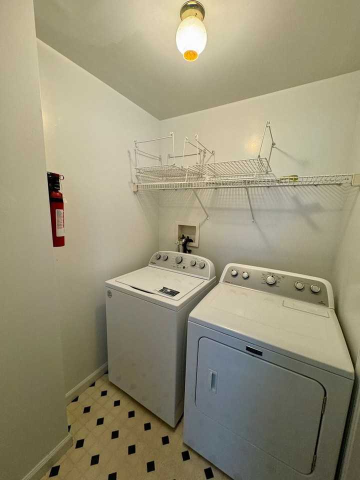 809 Rockwood Dr - Photo 7 of 18