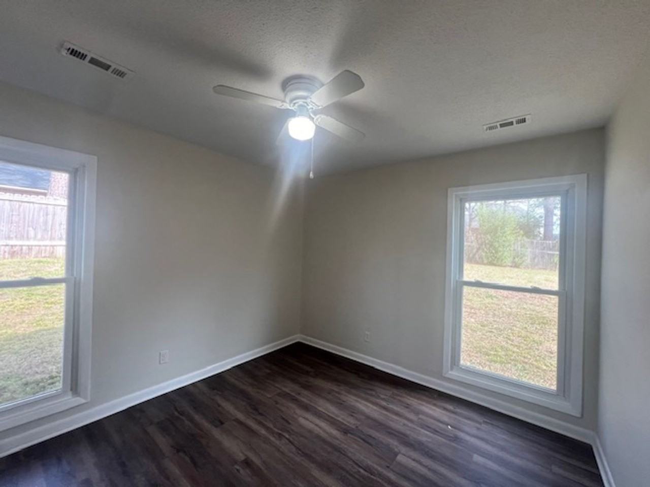 5913 Rustlewood Dr - Photo 7 of 11