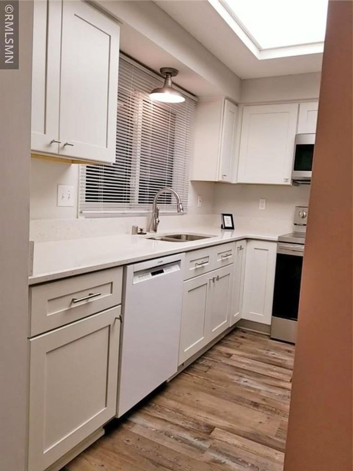 2422 Mendelssohn Ln #6 - Photo 2 of 17