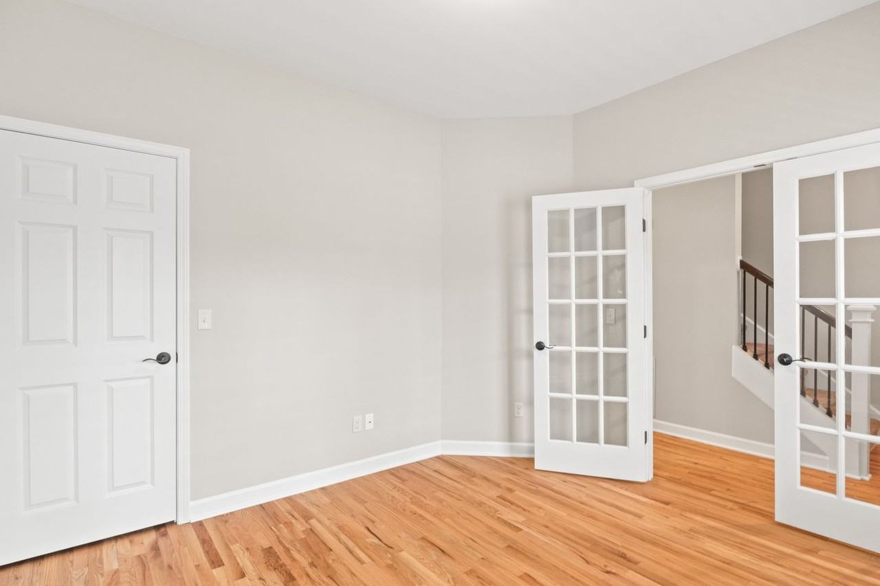 306 Baucom St - Photo 7 of 38