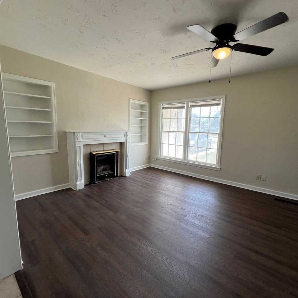 2114 W Maine 2114 W Maine, Enid, OK 73703 2 Bedroom House for 795