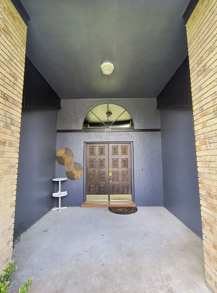 280 Santa Rosa Dr - Photo 2 of 38