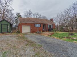 featured image of 205 Quassaick Ave