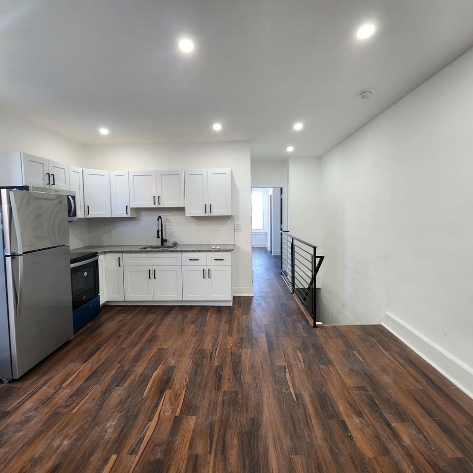 5723 Baltimore Ave - Photo 2 of 13