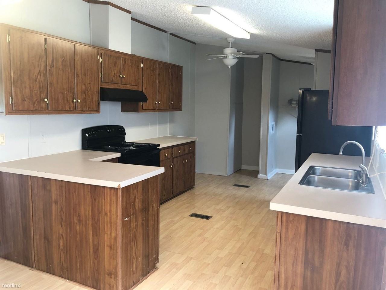 101 Big Valley Ln - Photo 2 of 12