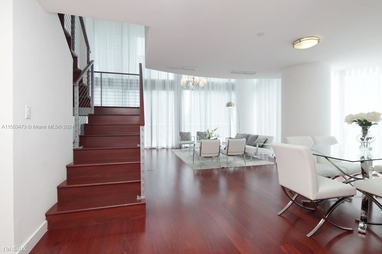 200 Biscayne Boulevard Way - Photo 2 of 25