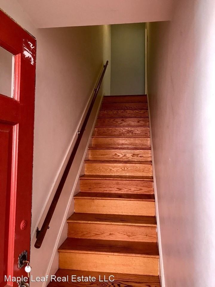 7311-7317 Woodlawn Ave NE - Photo 2 of 25