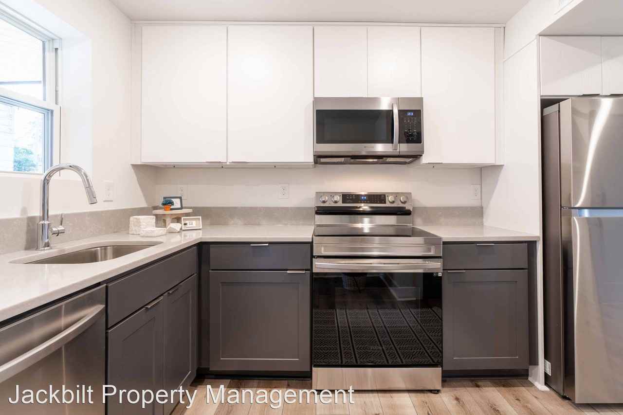 1200 14th Place: Park Modern - Photo 3 of 22