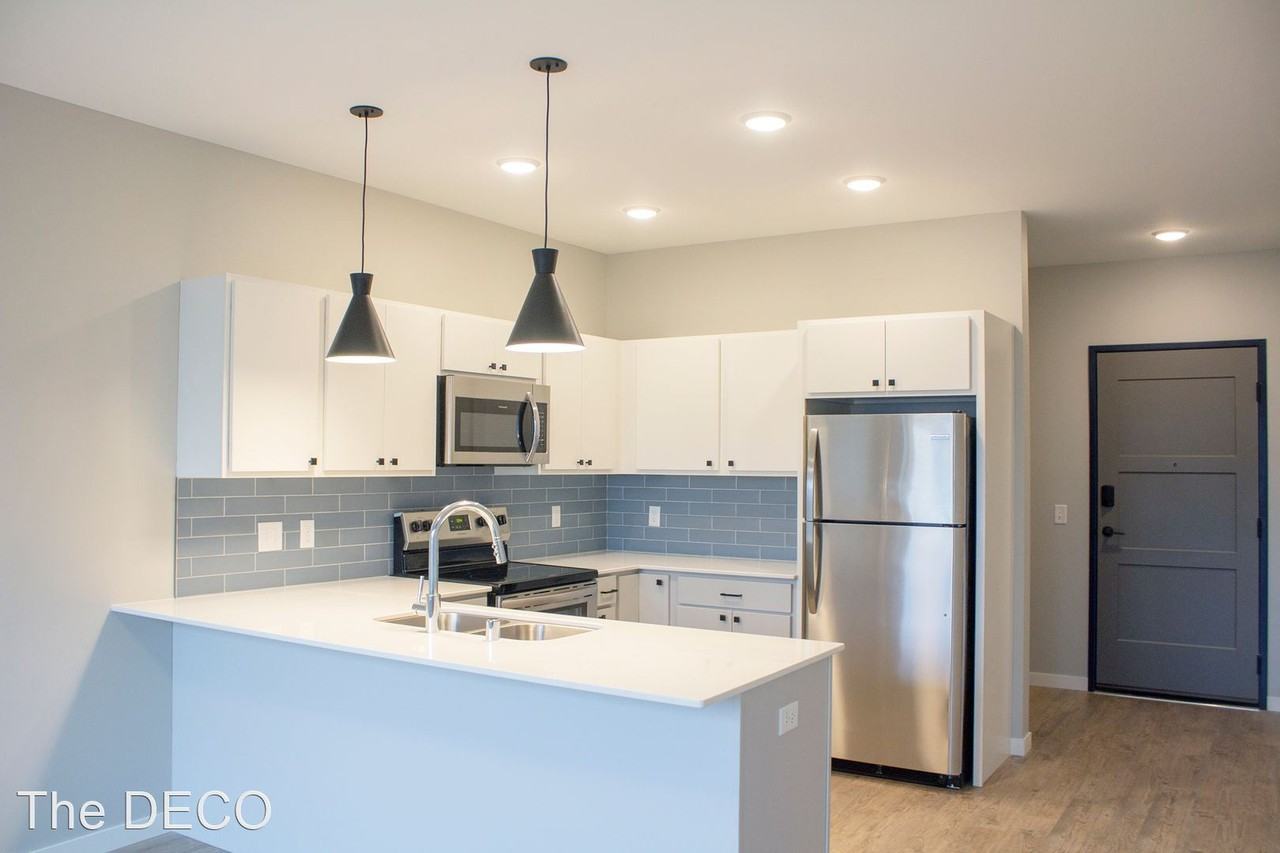 129 Holmes St S - Photo 2 of 50