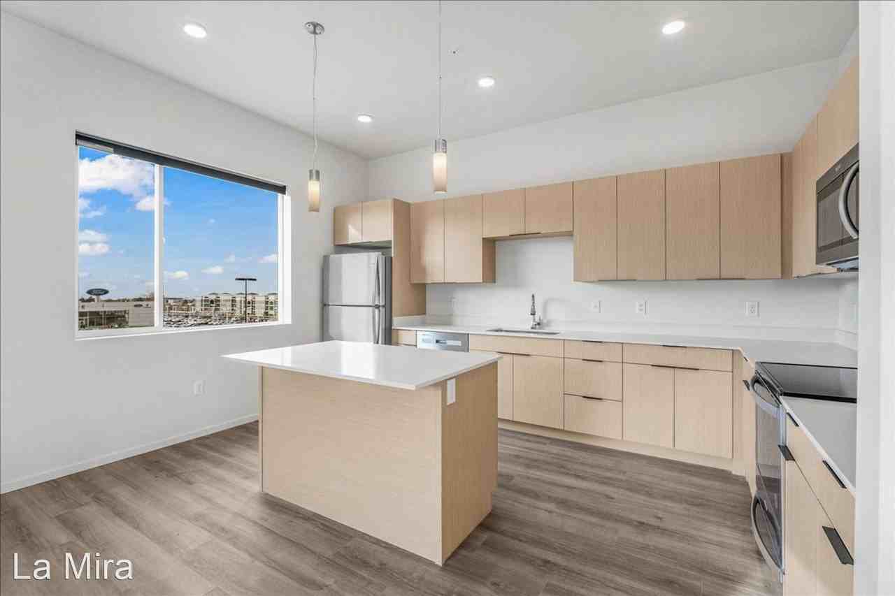 La Mira at Renaissance - Photo 2 of 50