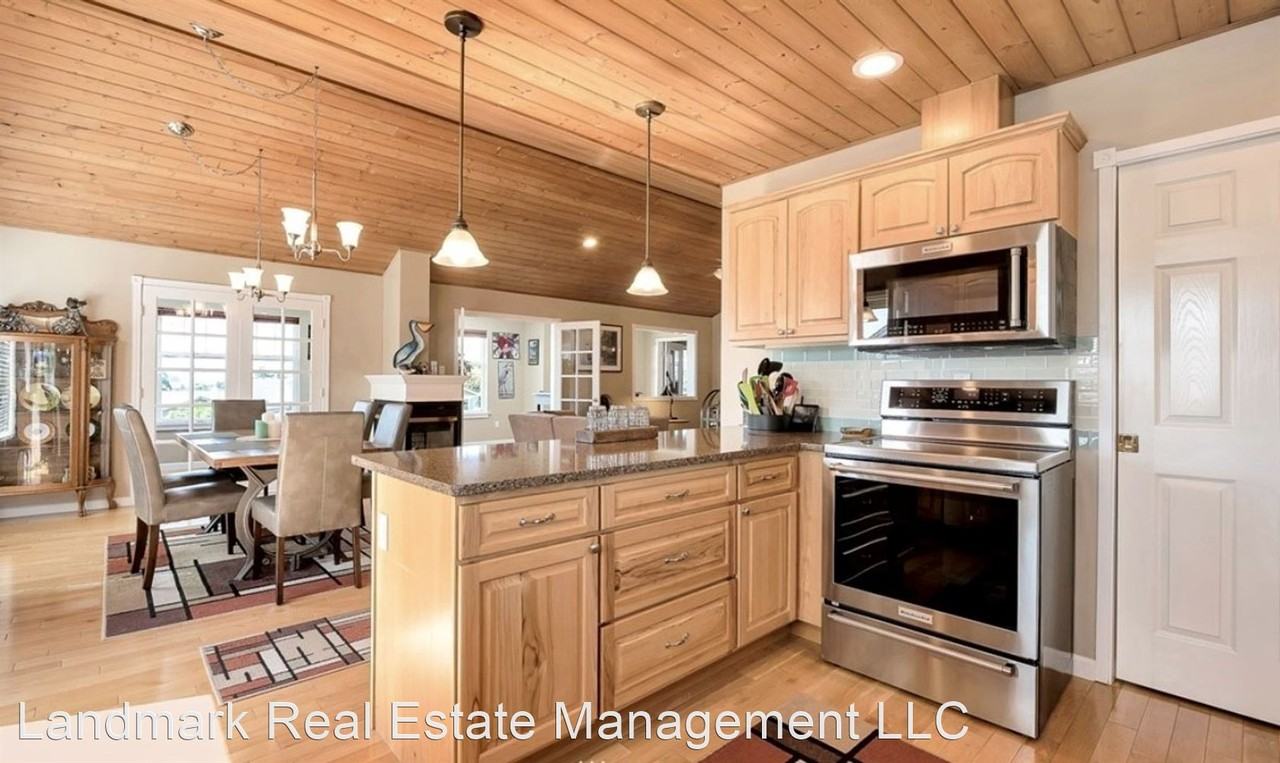 5592 Salish Rd - Photo 3 of 36