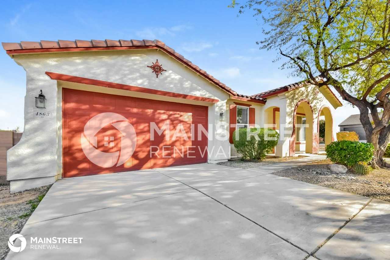 4863 E Starpoint St - Photo 3 of 15