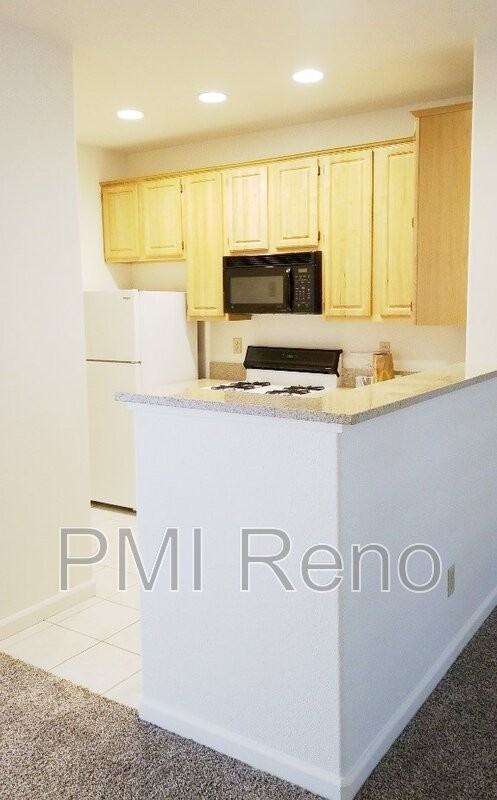 900 S Meadows Pkwy #3822 - Photo 5 of 31