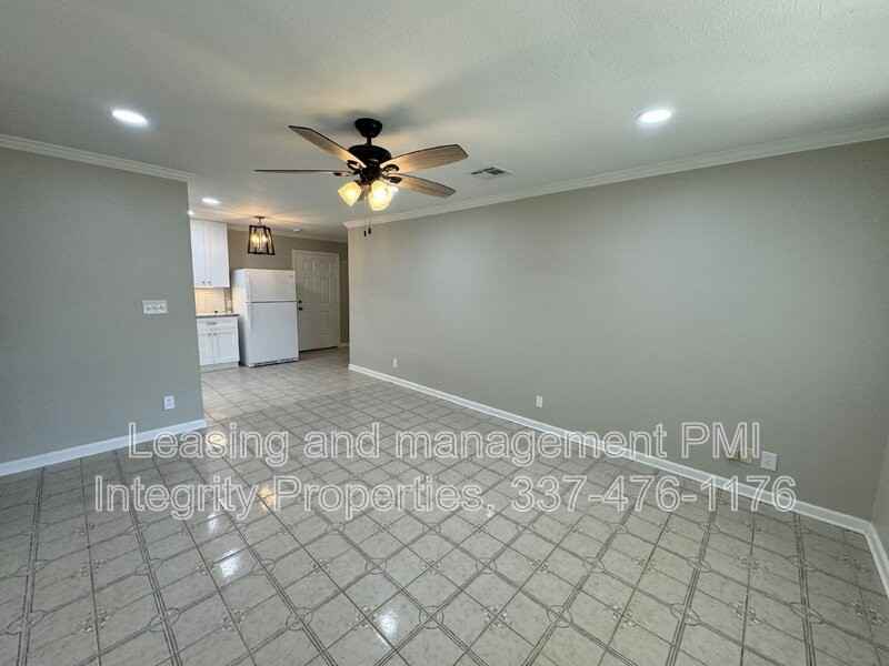 305 Alice Dr - Photo 6 of 15