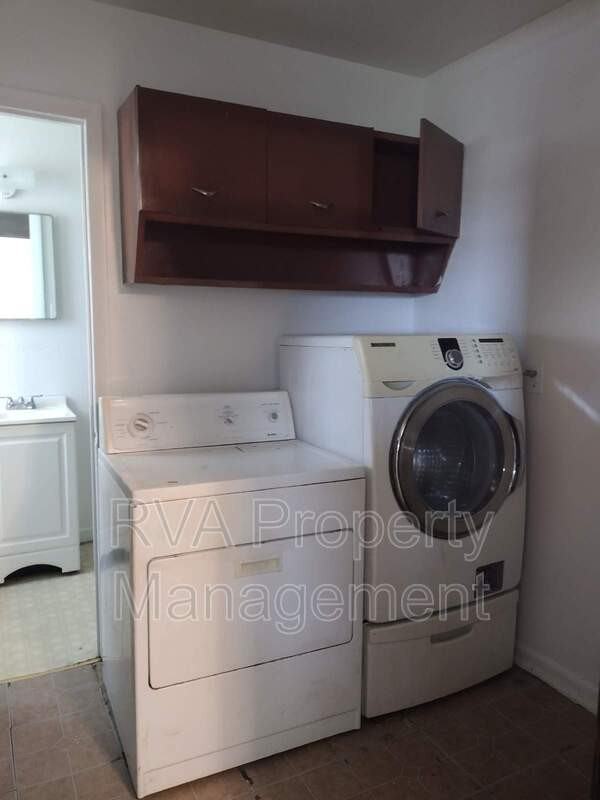 1311 Beazley St - Photo 7 of 13