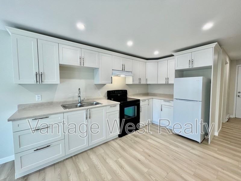 100 Ritchie Crt - Photo 2 of 20