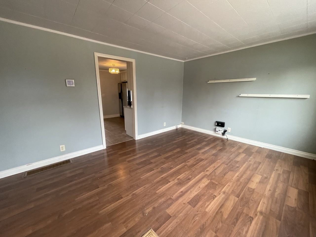 977 Westminster Blvd - Photo 3 of 27